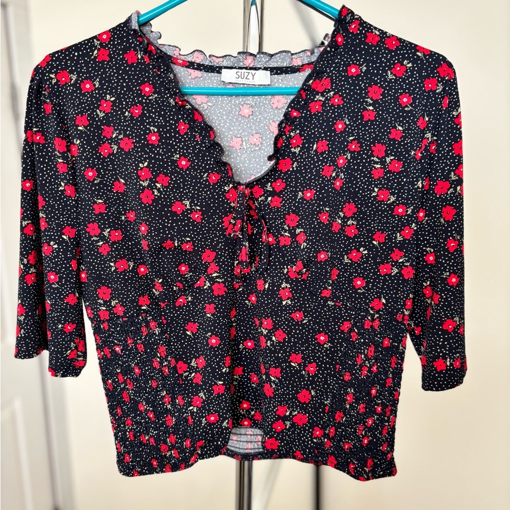 Suzy Shier Black and Pink Floral Blouse